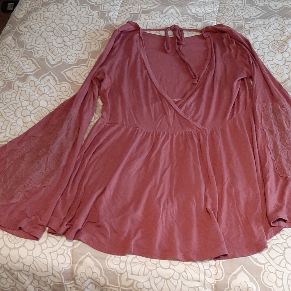 Bell sleeve top